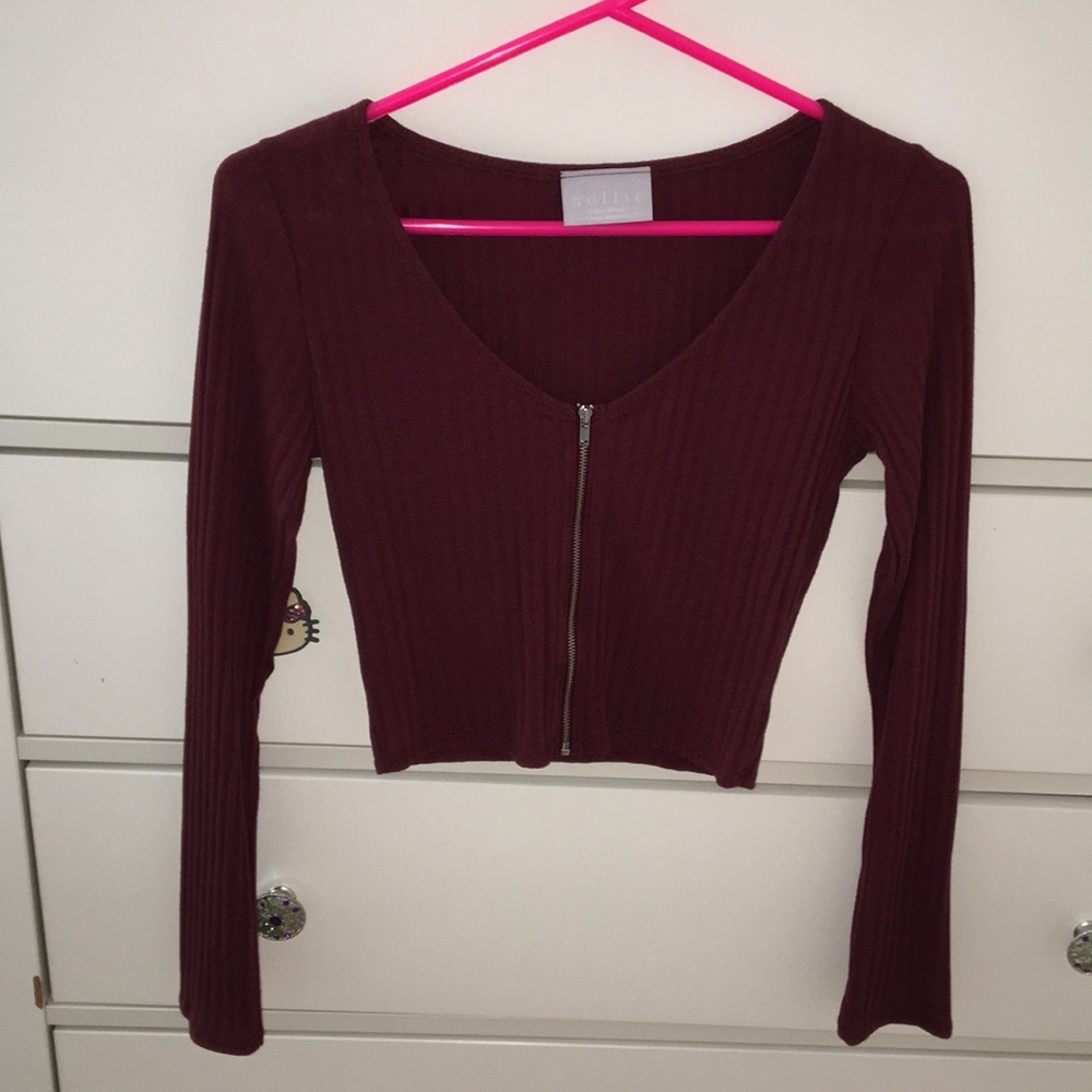NWOT burgundy zipper crop top long sleeve